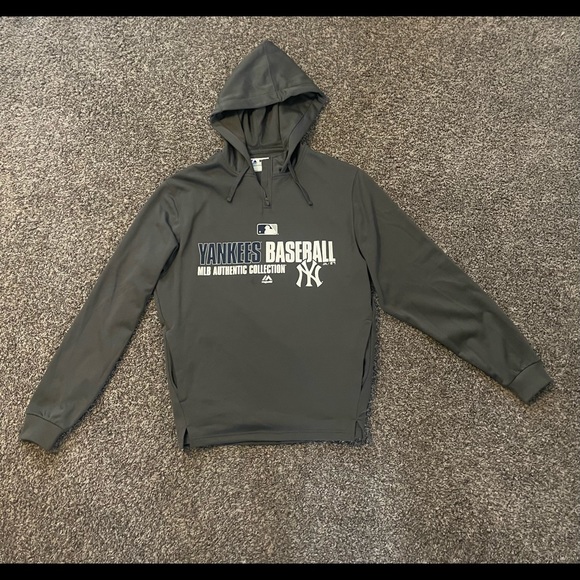 New York Yankees Rare Authentic Majestic Hoodie Quarter Zip Size Medium ⚾️ - Picture 1 of 4